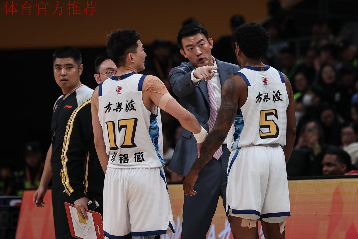 CBA常规赛:辽宁本钢队胜浙江方兴渡 CBA常规赛:辽宁本钢队胜浙江方兴渡